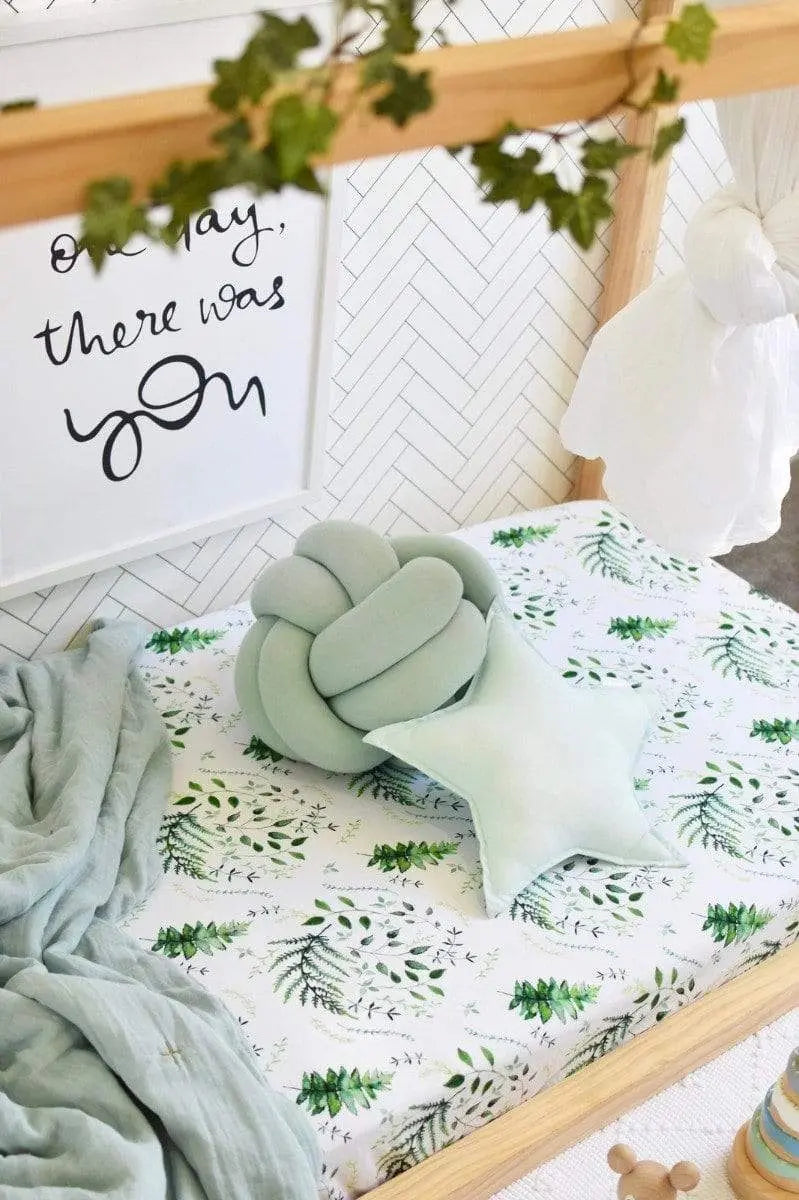 Manchester Enchanted I Fitted Cot Sheet for baby/toddler/newborn Snuggle Hunny 37.99