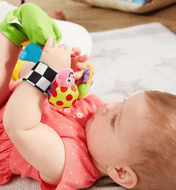 General Toys Lamaze Gardenbug Footfinder & Wrist Rattle Set | Toys for baby/toddlers Lamaze 22.99
